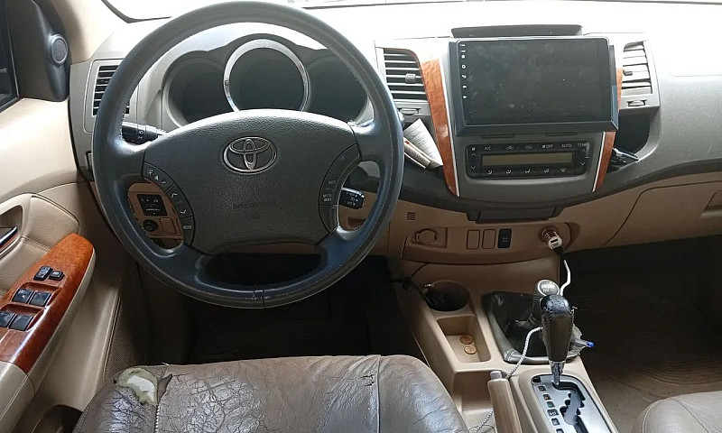 Toyota Hilux Sw4 Srv...
