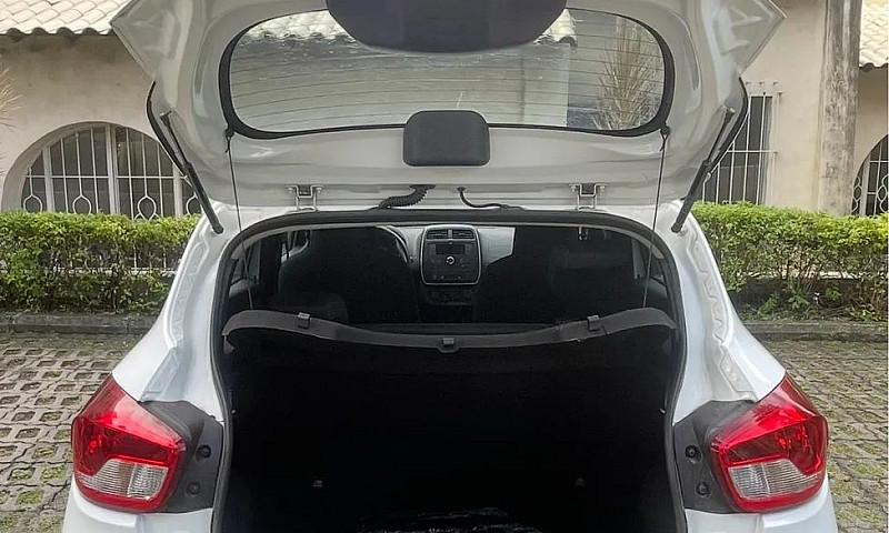 Renault Kwid Zen 1.0...