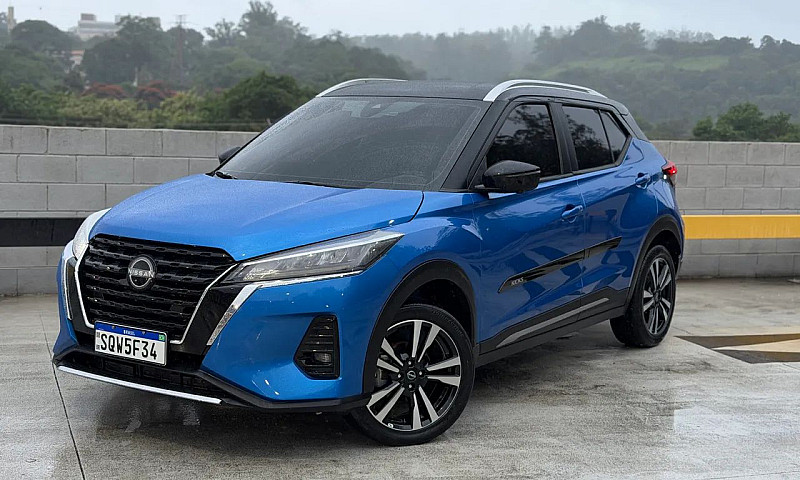 Nissan Kicks Exclusi...