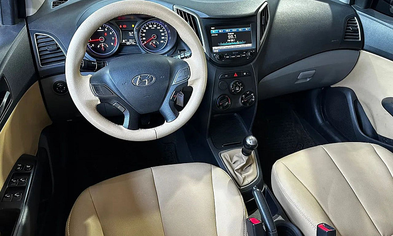 Hyundai Hb20S C.plus...