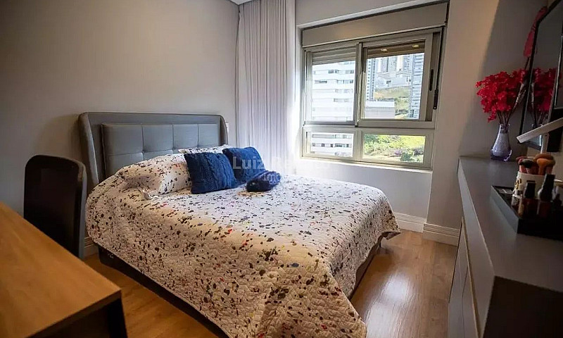 Apartamento À Venda ...