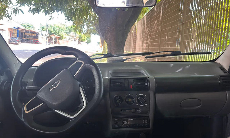 Chevrolet Classic Li...