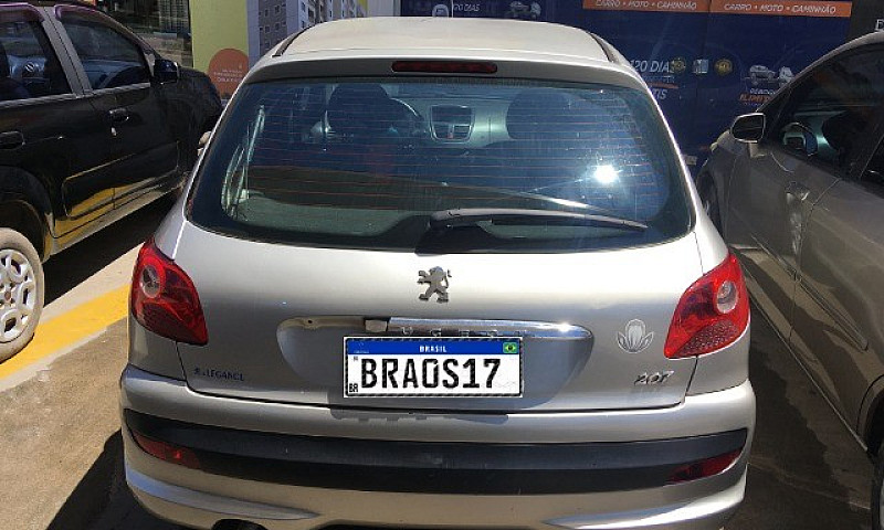 Peugeot 207 Hatch Xr...