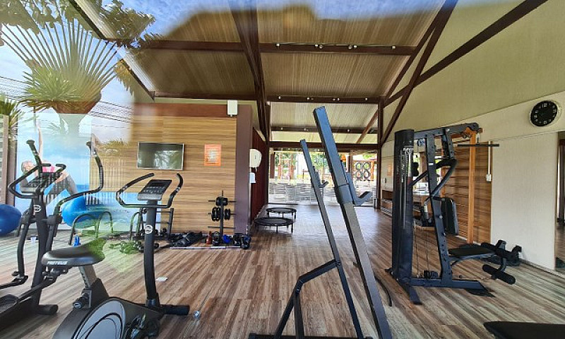 Flat No Oka Beach Mo...