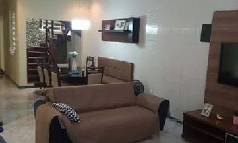 Casa No Bairro Cirur...