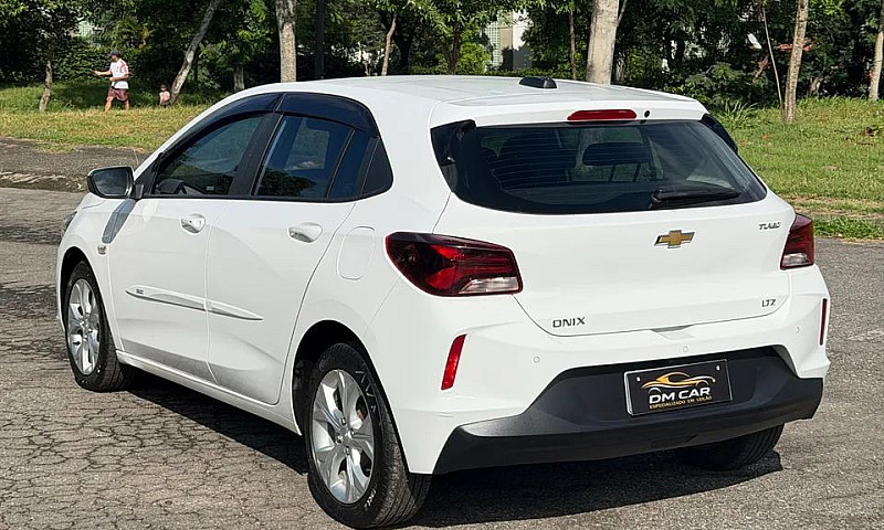 Chevrolet Onix Hatch...