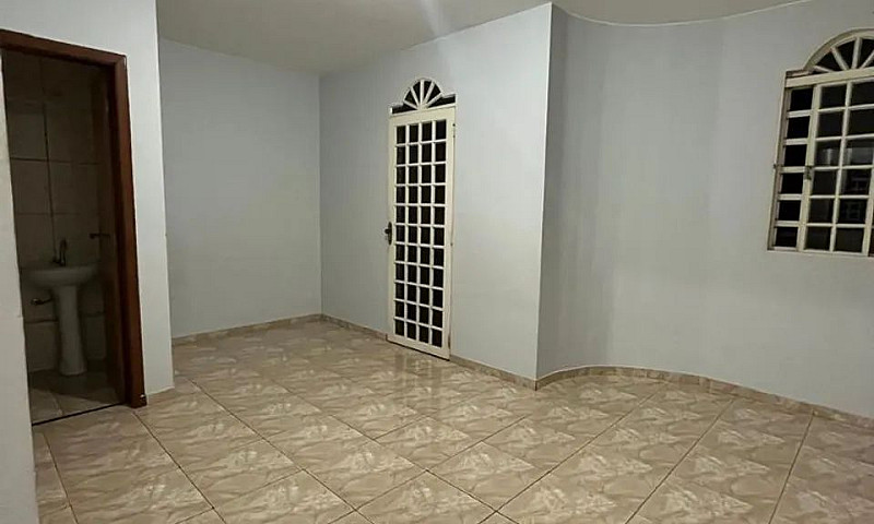 Aluga-Se Apartamento...