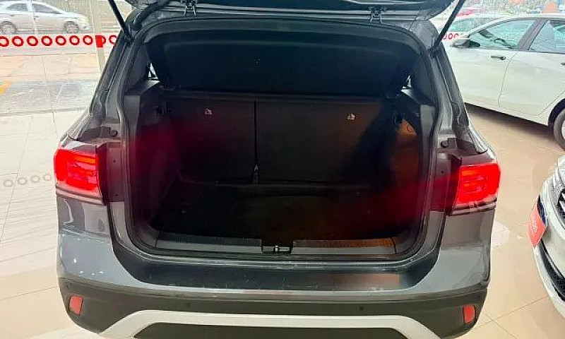 Volkswagen T-Cross 1...