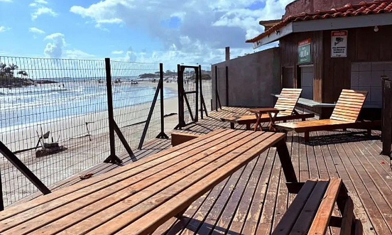Pé Na Areia 22 Pesso...
