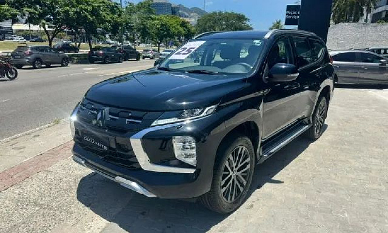 Mitsubishi Pajero Sp...