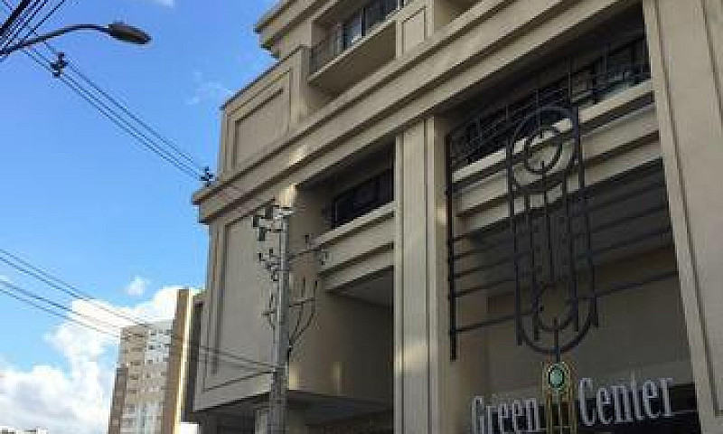 Loft Com Varanda Gou...
