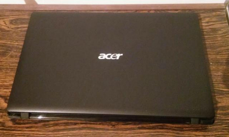 Nootbook Acer...