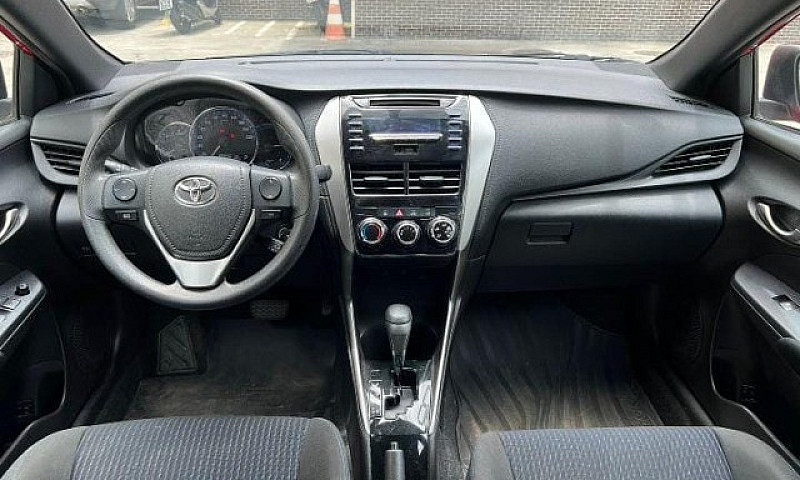 Yaris Hb Xl 1.3 Aut ...