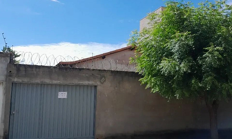 Casa 2 Quartos Grand...