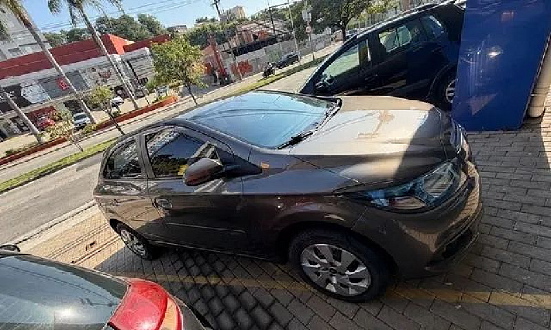 Chevrolet Onix Hatch...