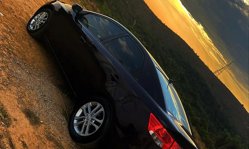 Kia Motors Cerato 1....
