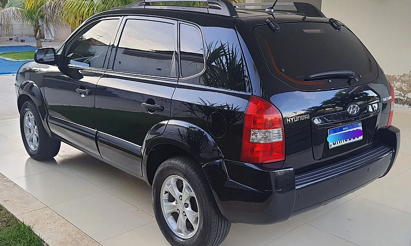 Hyundai Tucson 2.0 1...