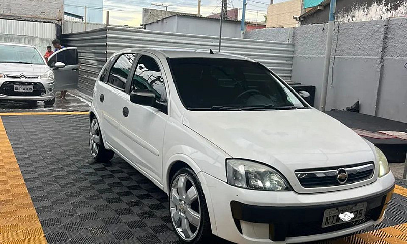Chevrolet Corsa Hat....