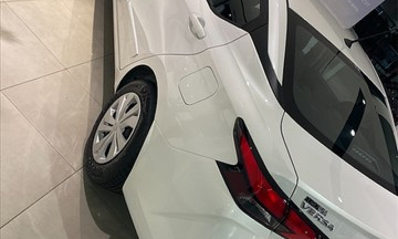Nissan Versa 1.6 16V...