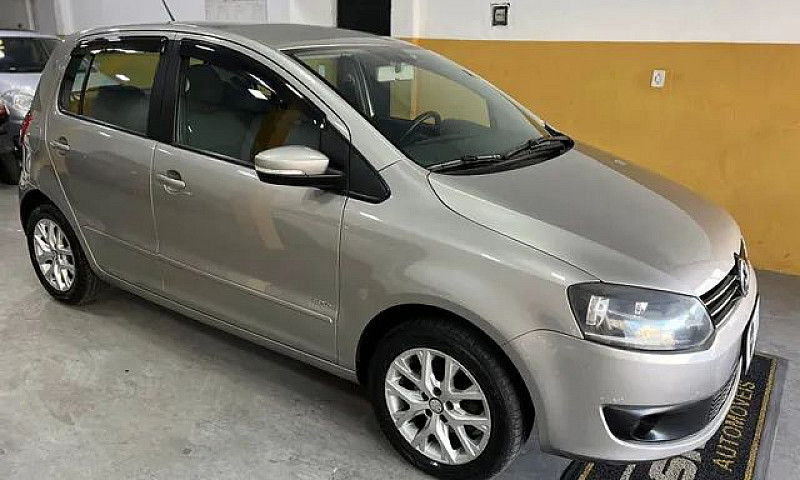 Volkswagen Fox Trend...