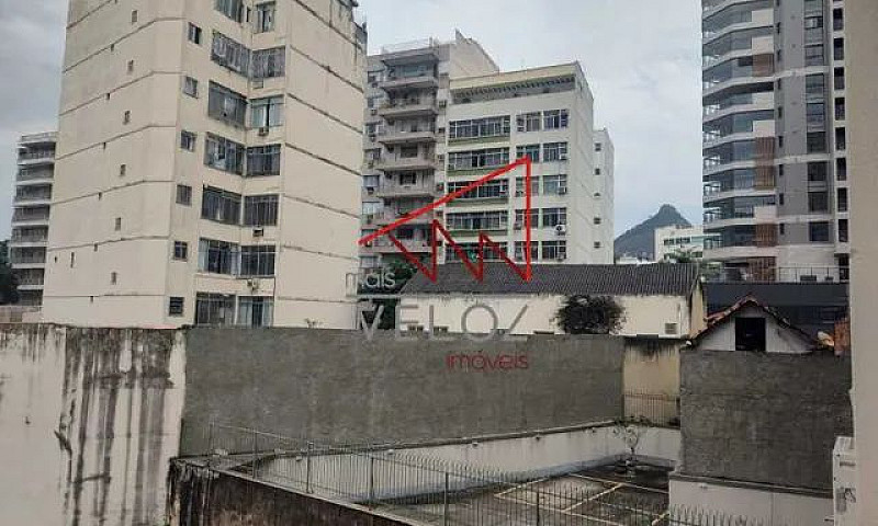 Apartamento-À Venda-...