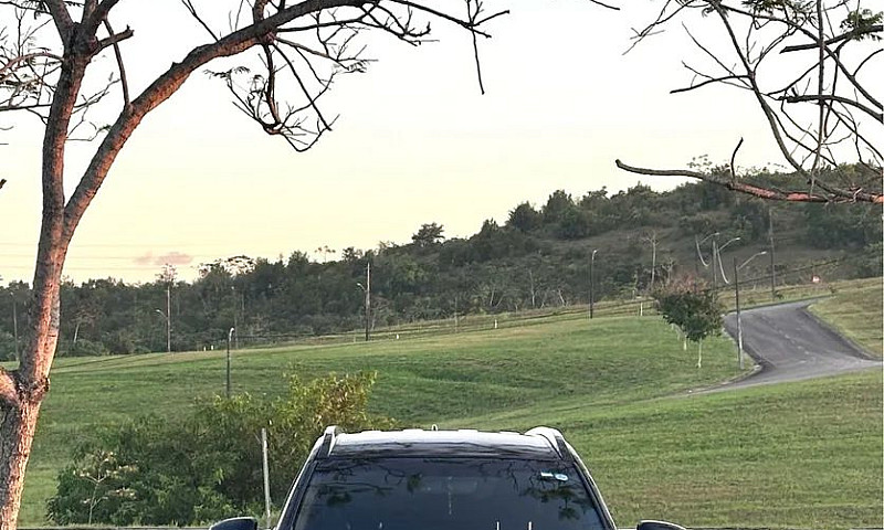 Toyota Corolla Cross...