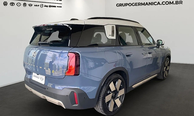 Mini Cooper Country....