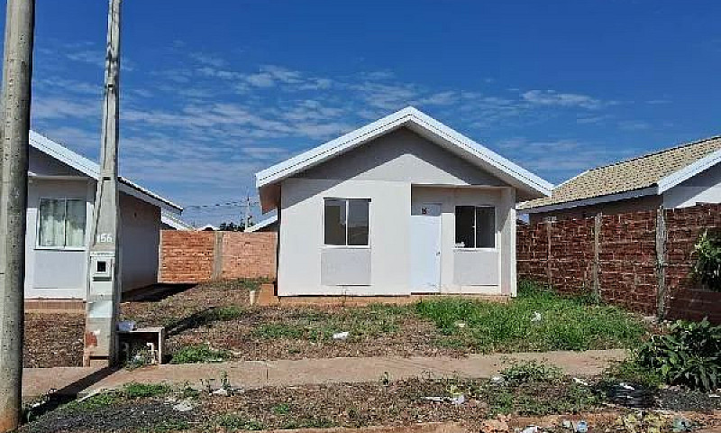 Casa De Leilão Em Re...