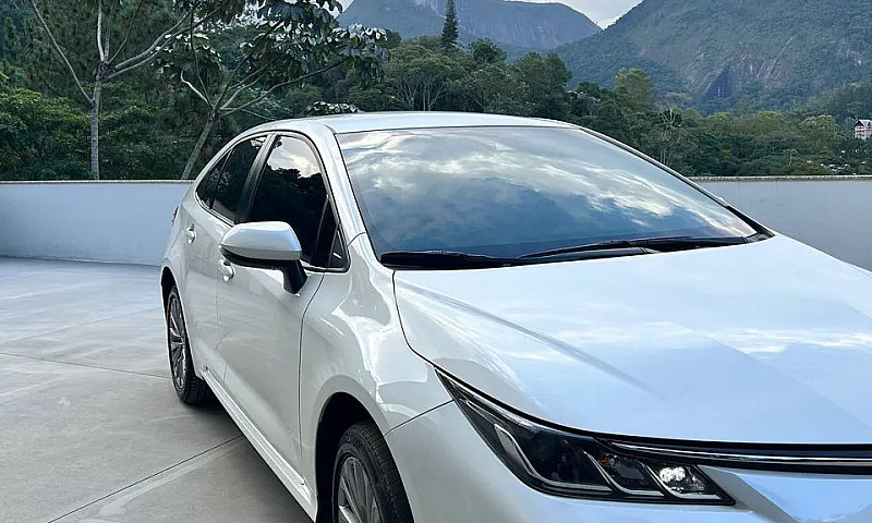 Toyota Corolla Xei 2...