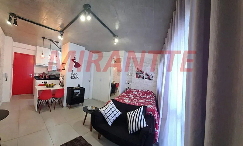 Studio Mobiliado A V...
