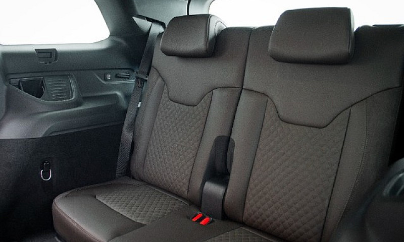Jeep Commander 2.0 T...