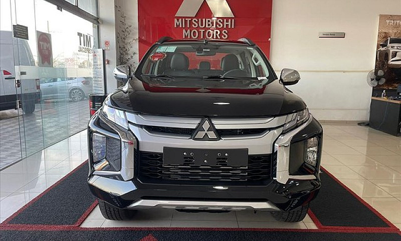Mitsubishi L200 Trit...