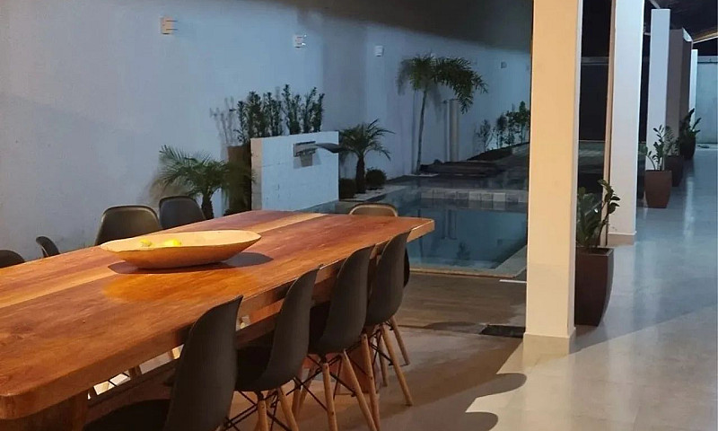 Casa Com 5 Suítes E ...