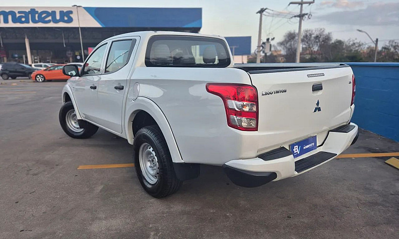 L200 Triton Sport Gl...
