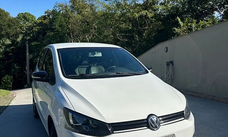 Volkswagen Fox Conne...