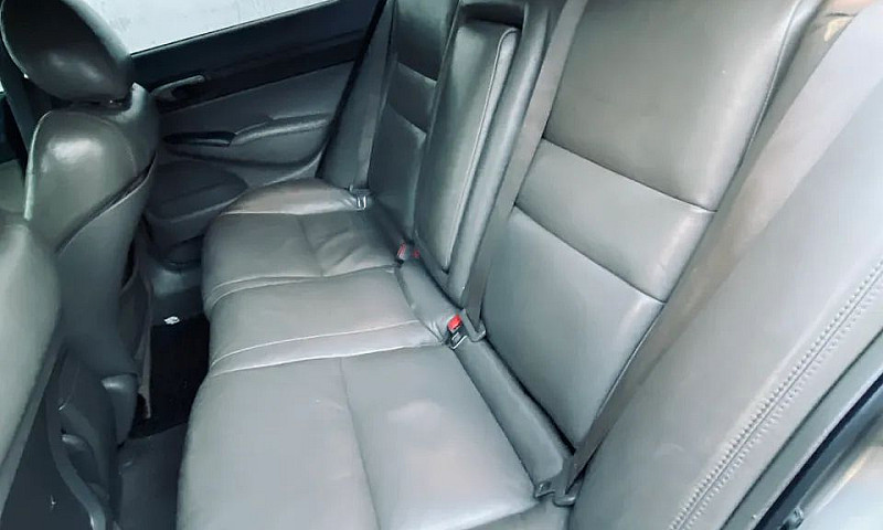 Honda Civic Sedan Lx...