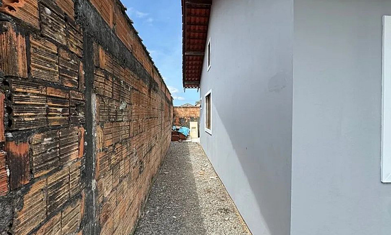 Casa Com 3 Quarto(S)...