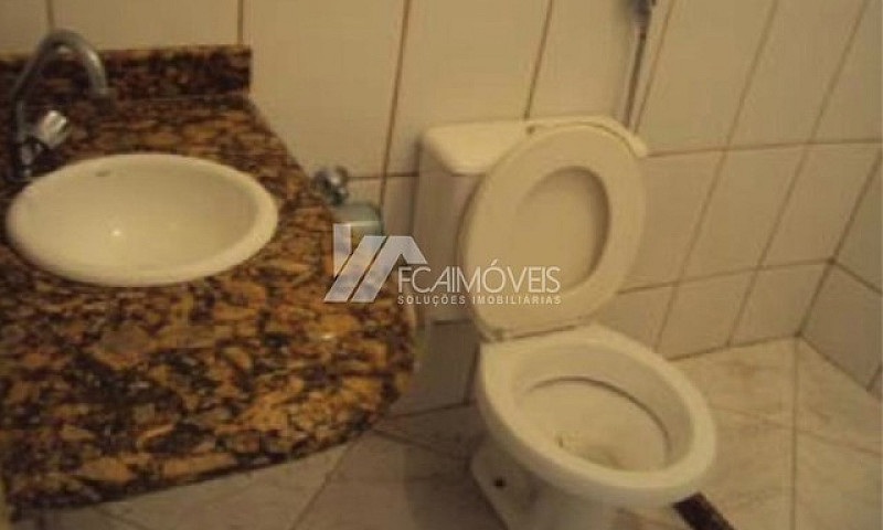 Casa À Venda Com 5 D...