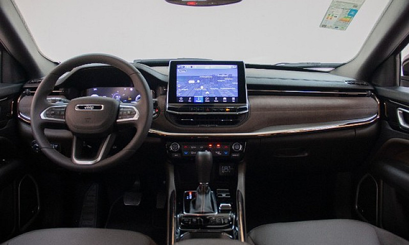 Jeep Commander 2.0 T...
