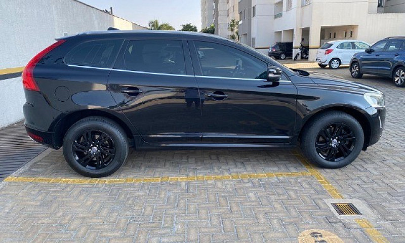 Volvo Xc-60 - 2.0 Tu...