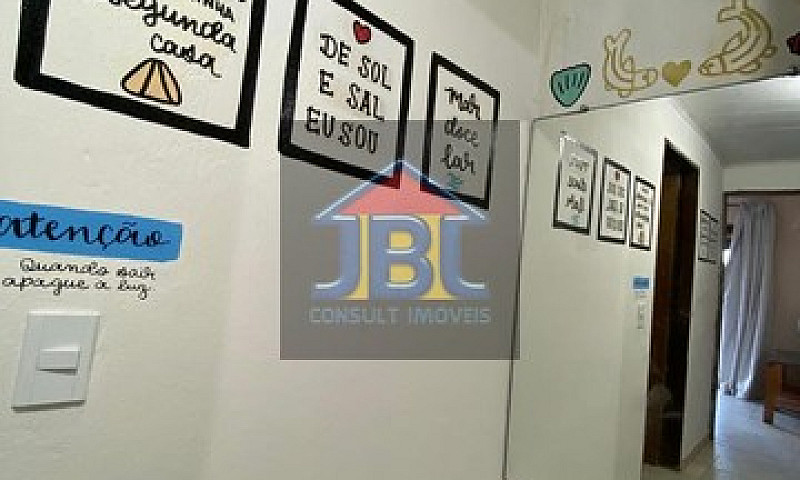 Casa Com 108M² Na Pr...
