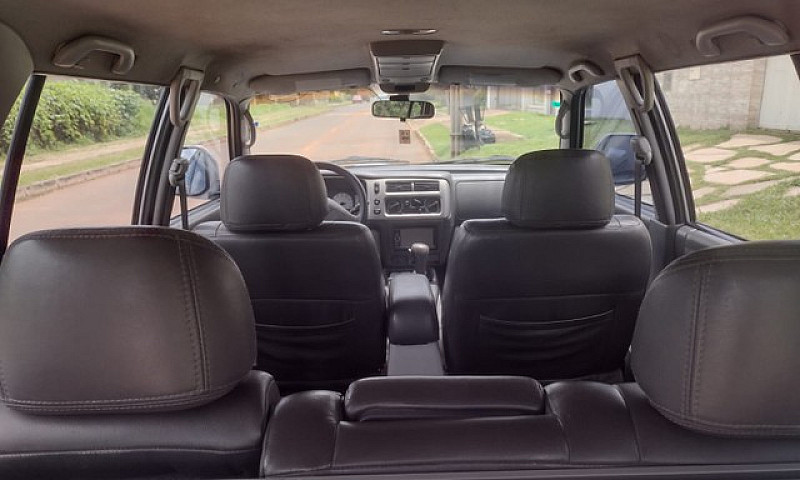 Pajero Sport ...