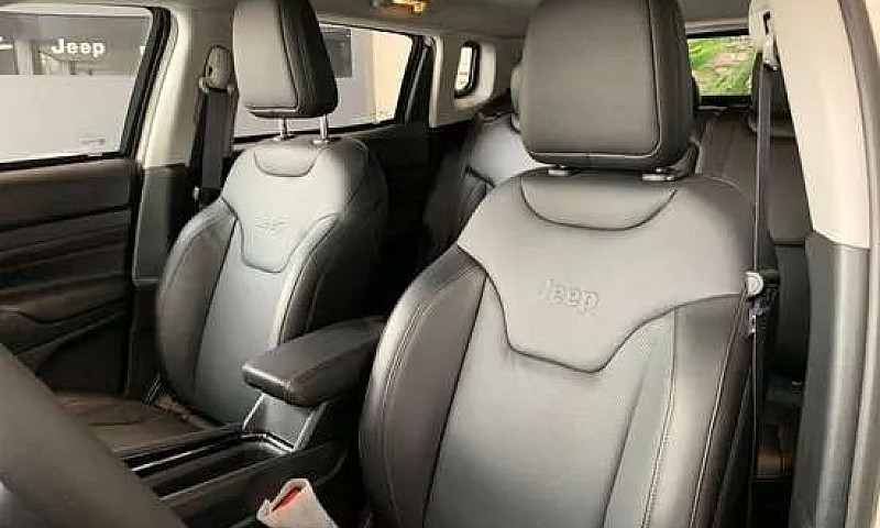 Jeep Compass 1.3 T27...