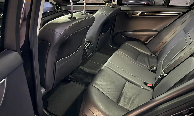 Mercedes C180 Cgi...