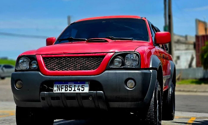 Mitsubishi L200 Outd...