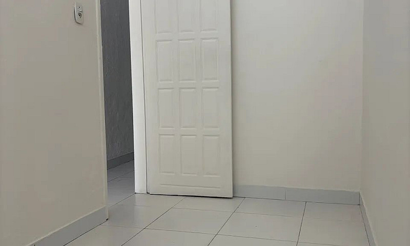 Vilage Na Beira Da P...