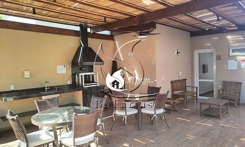 Casa Com 2 Dormitóri...