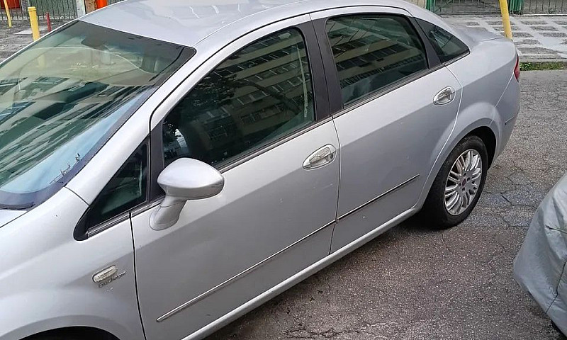 Fiat Linea Essence D...