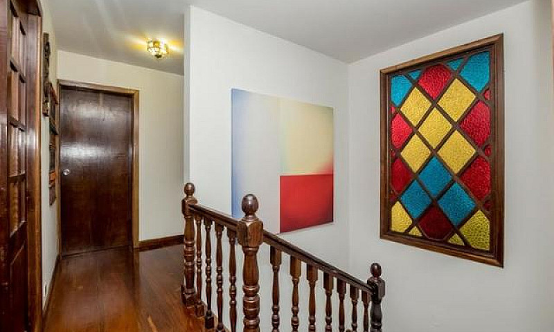 Casa De 504 M², No B...