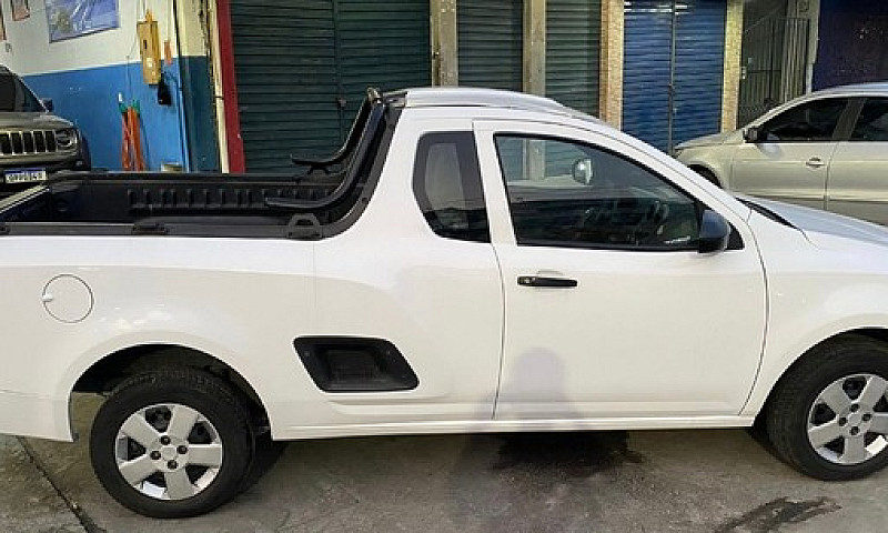 Chevrolet Montana Ls...